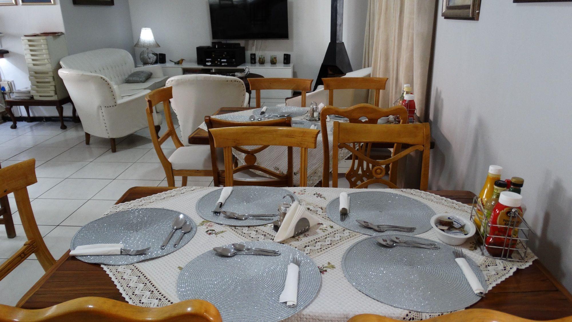 Sleepers Villa Guesthouse Polokwane Zewnętrze zdjęcie
